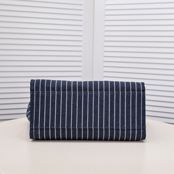 シャネルバッグ内部構造